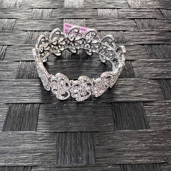 INC Bracelet - Picture 4 of 9